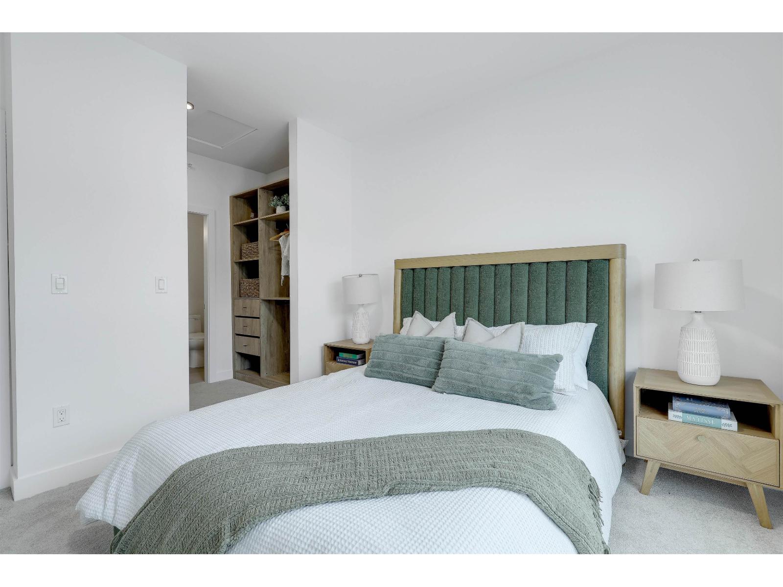 13 8924 CEDAR STREET, Mission