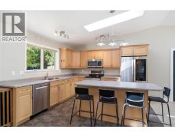 95 Mccoll Rd, Bowser, BC V0R1G0 Photo 17