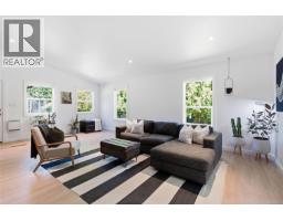 95 Mccoll Rd, Bowser, BC V0R1G0 Photo 23