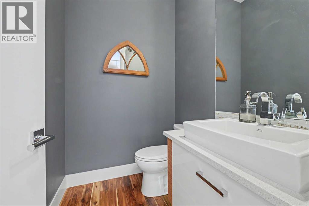 2027 42 Avenue Southwest - Photo 18