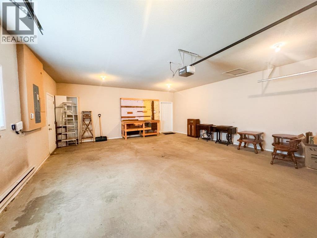 5014 49 Street - Photo 32