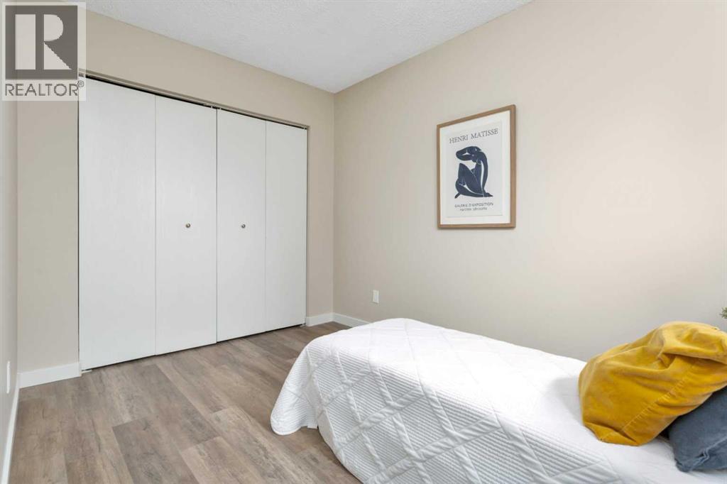 5946 45 Avenue - Photo 25