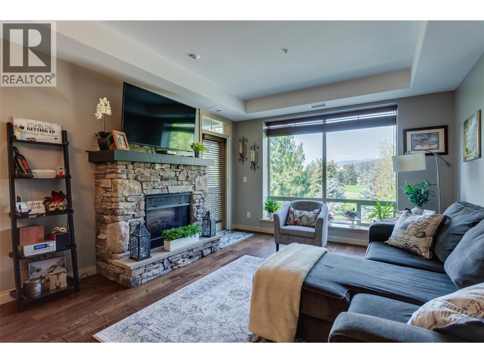 #212 2760 Auburn Road - 13