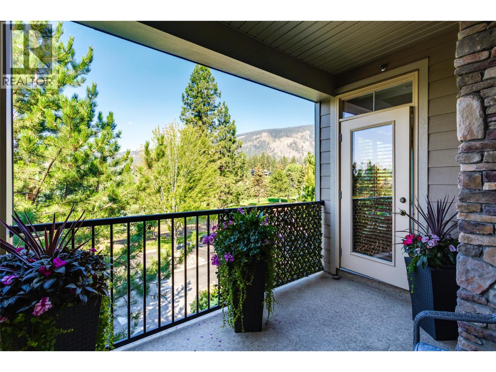 212 2760 Auburn Road, West Kelowna