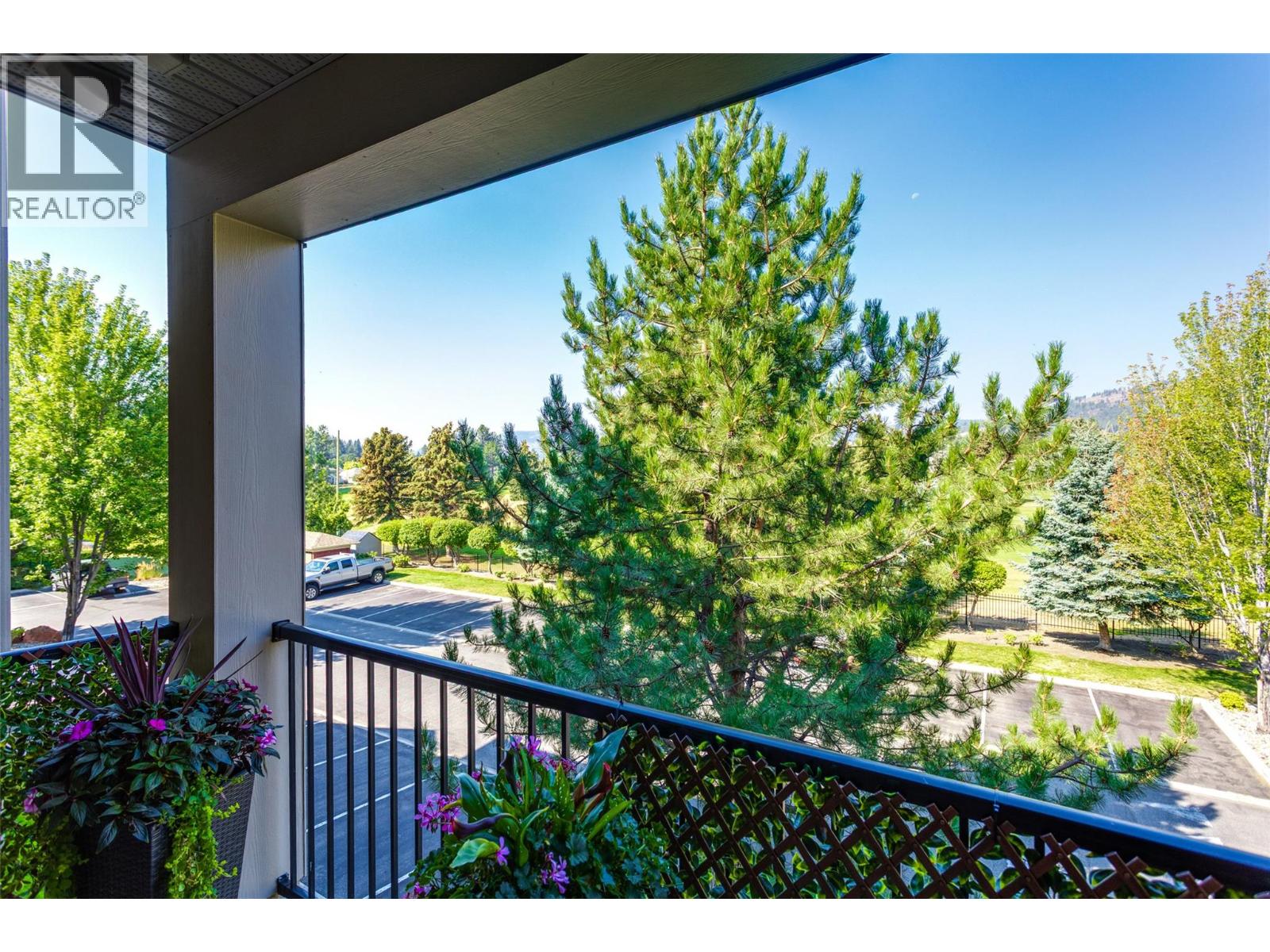 212 2760 Auburn Road, West Kelowna