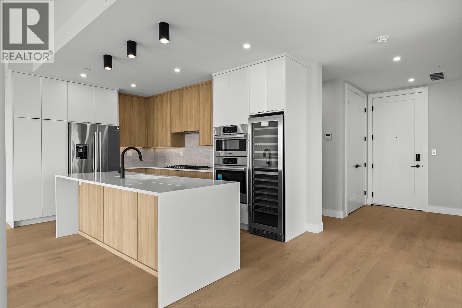 75 Predator Ridge Drive Unit# 502, Vernon