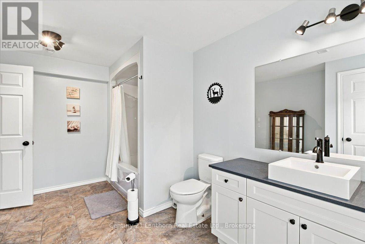 78 MILL ROAD - Image 38