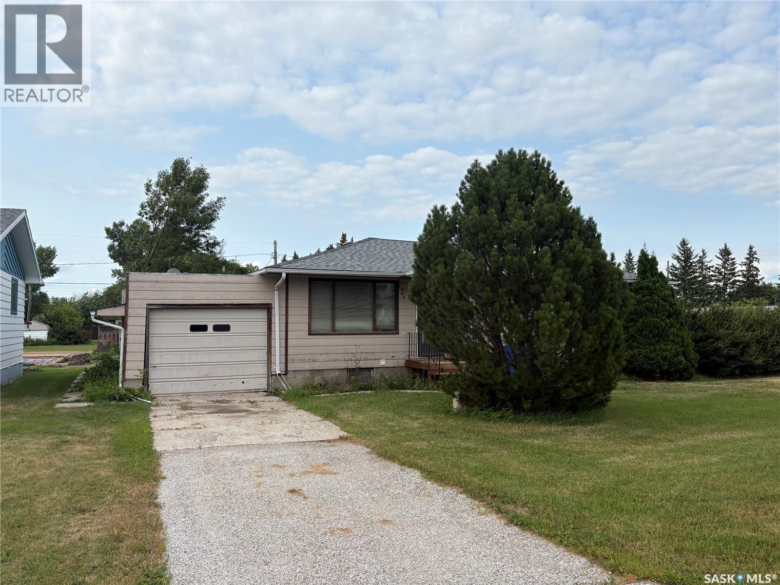 415 Saskatchewan AVENUE