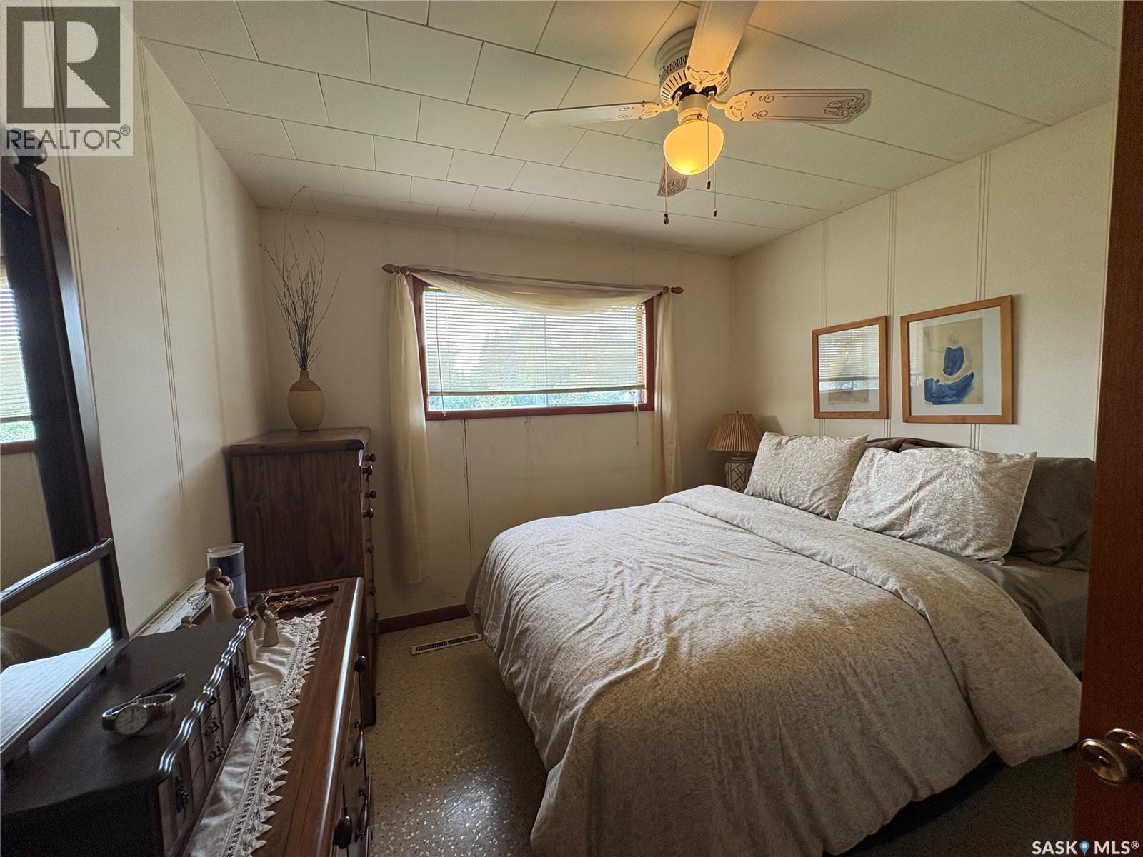 415 Saskatchewan AVENUE - Image 11