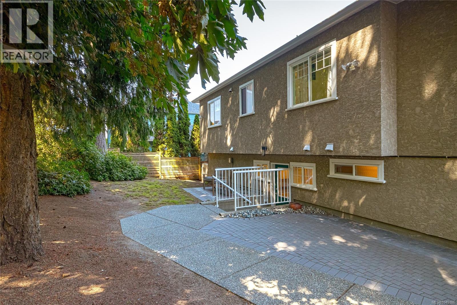 7348 Ridgedown Crt - Image 41