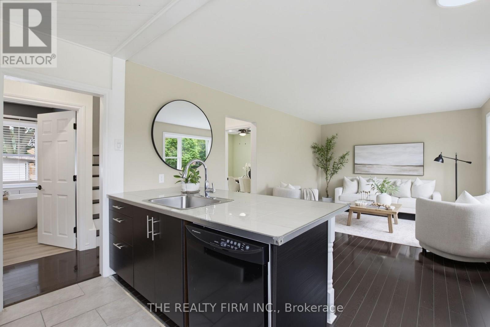 190 VANCOUVER STREET - Image 7