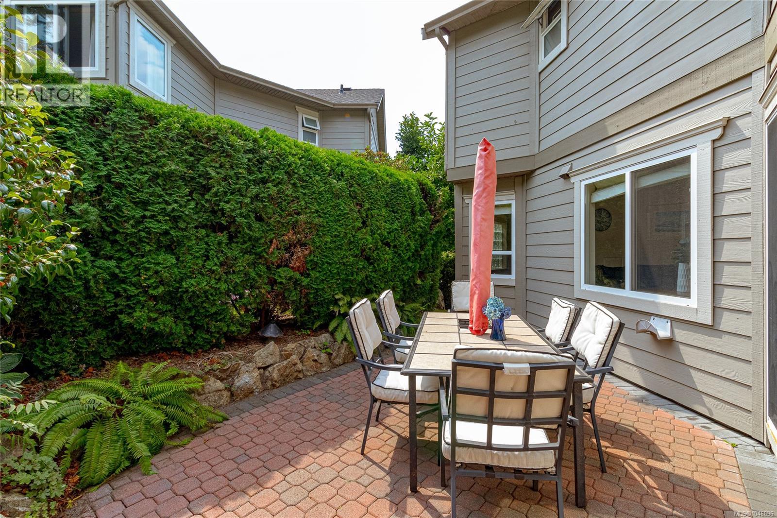#23 118 Aldersmith Pl - Image 35