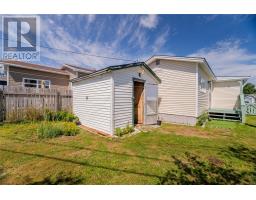 13 Hussey Drive thumbnail 15