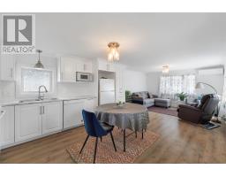 13 Hussey Drive thumbnail 2