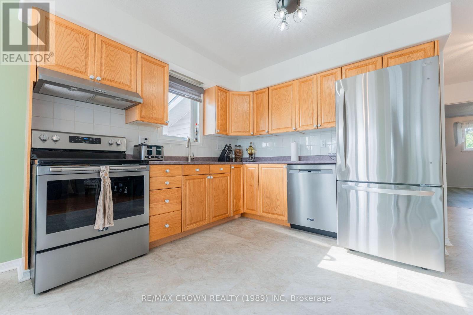 19 LEMARIER STREET - 13