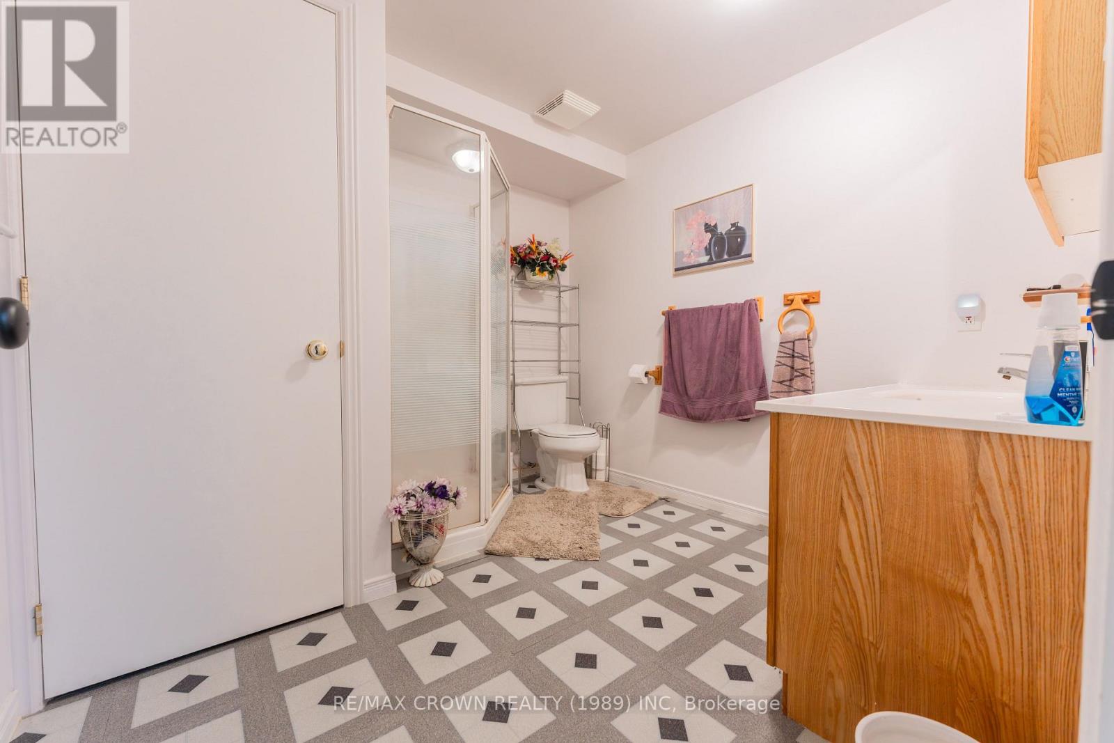 19 LEMARIER STREET - 35