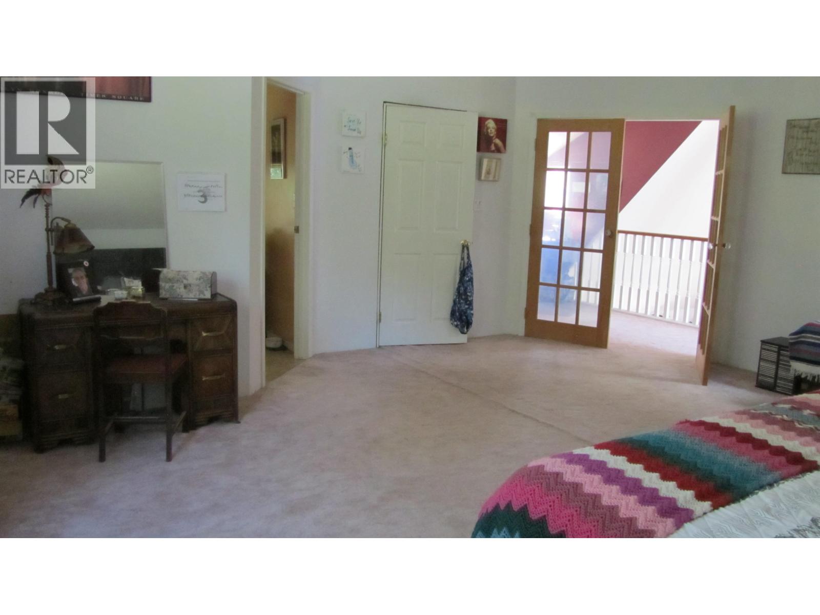 2729 EAGLE CREEK ROAD - 28