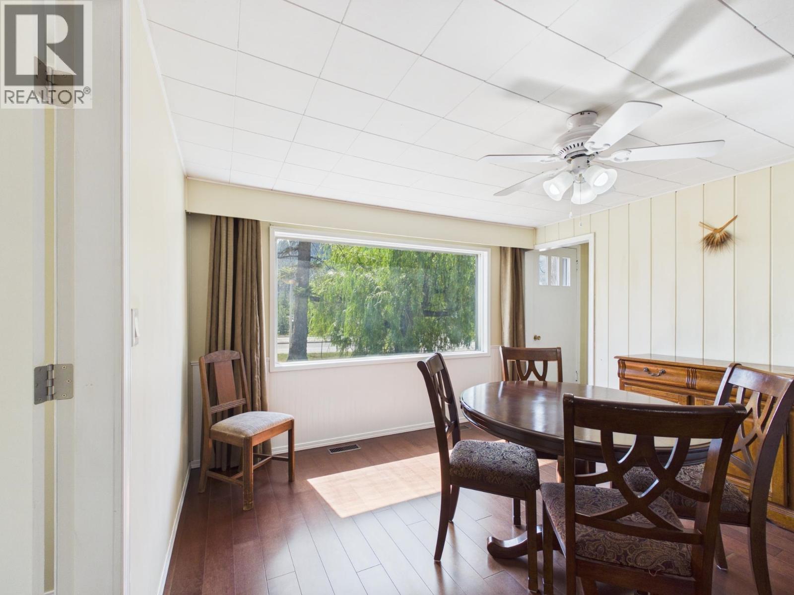 2020 N MACKENZIE AVENUE - Image 14