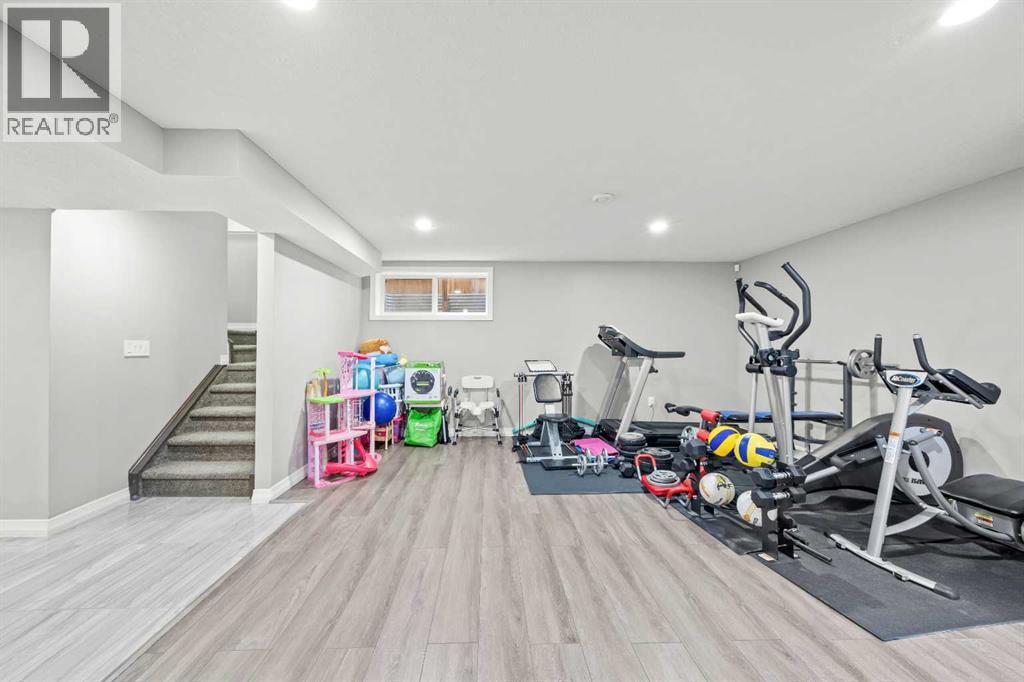 27 Mahogany Crescent Southeast - Photo 38
