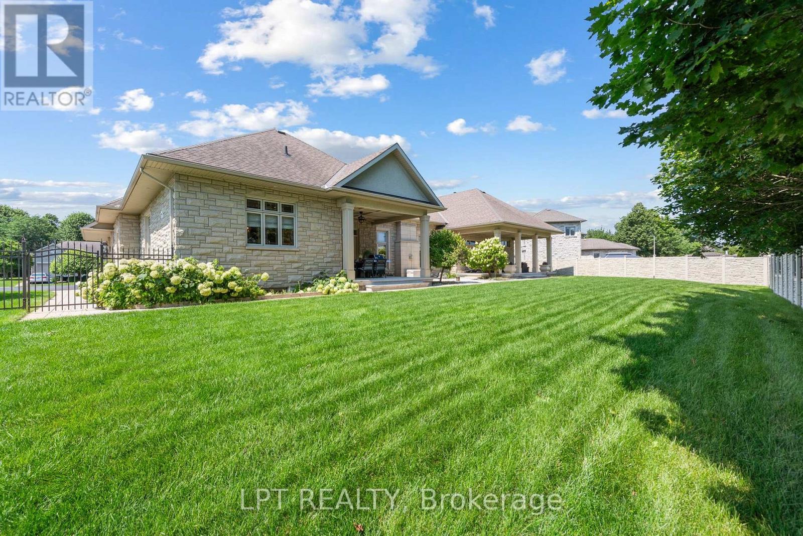 5 Bed, 6 Bath House for Sale in Ottawa – 431 LOCKMASTER CRESCENT, Ottawa – MLS# X13677156 - Image 41