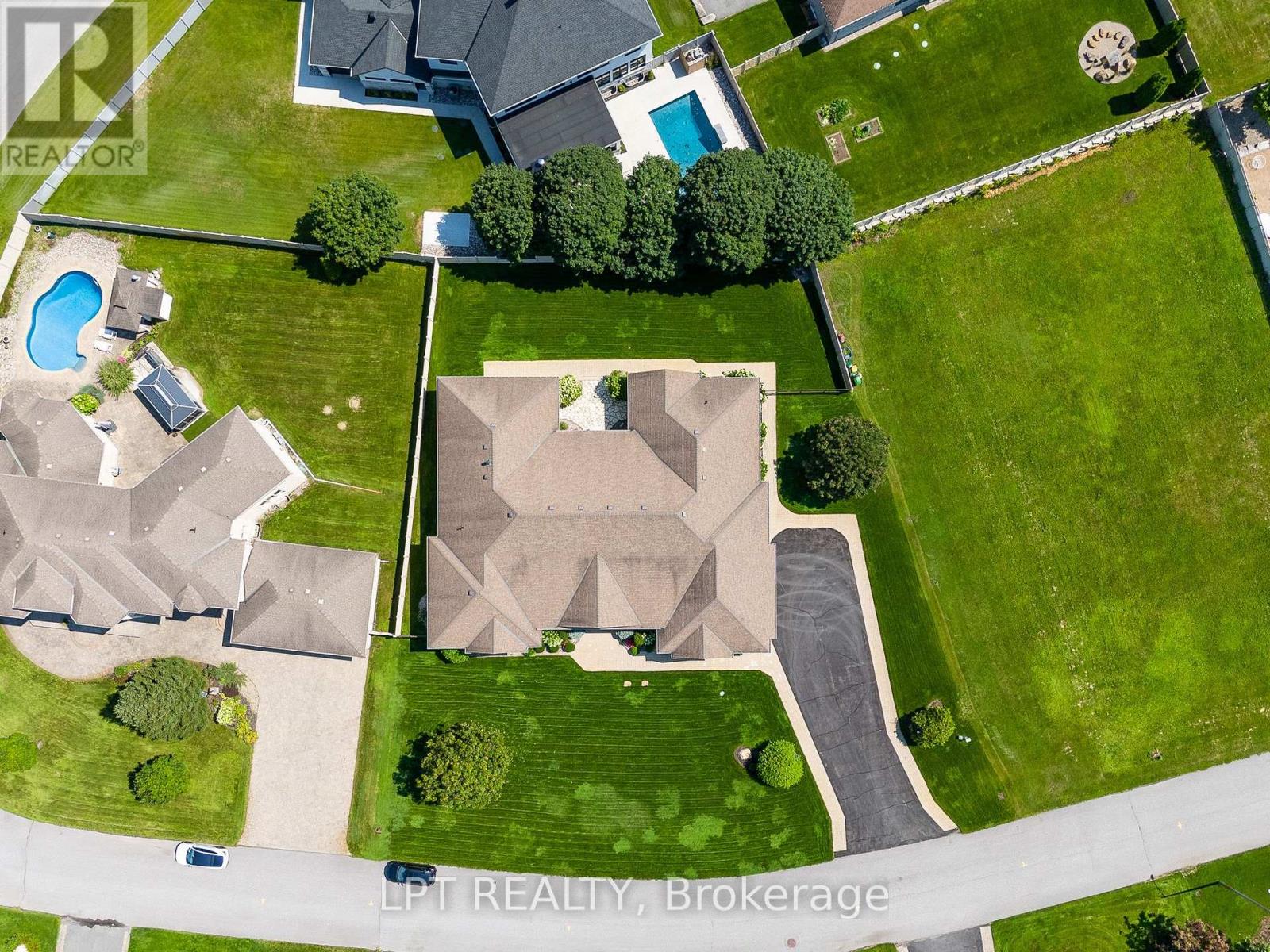 5 Bed, 6 Bath House for Sale in Ottawa – 431 LOCKMASTER CRESCENT, Ottawa – MLS# X13677156 - Image 46