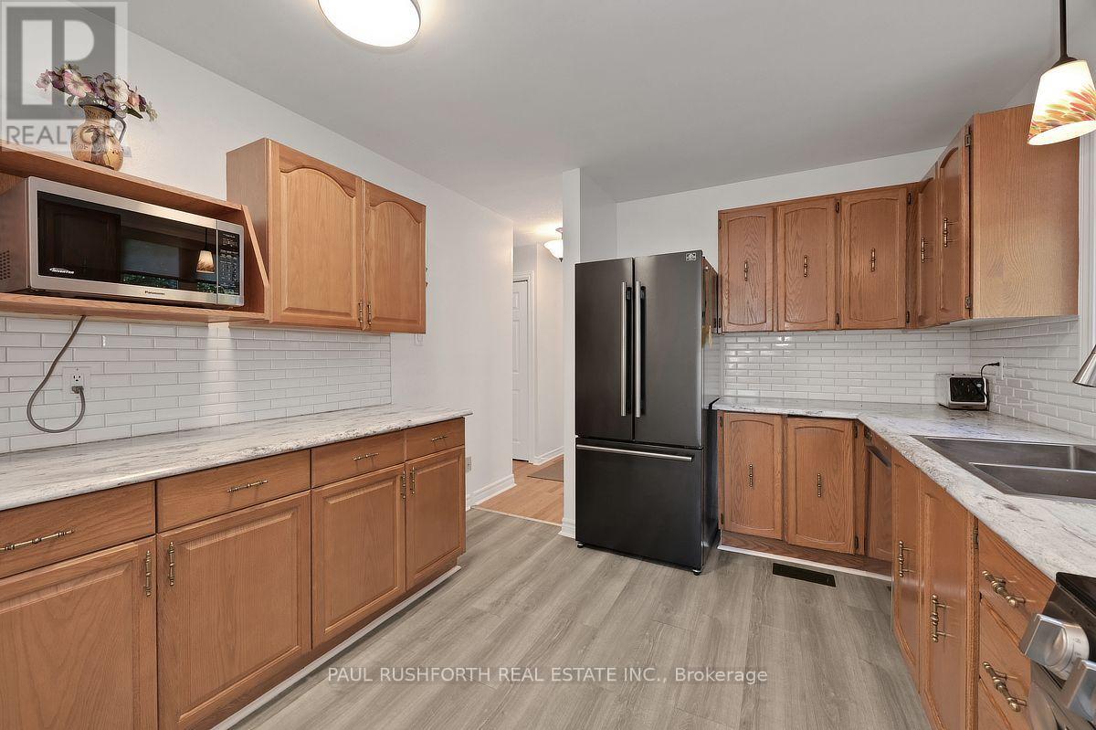 3 Bed, 3 Bath House for Sale in Ottawa – 289 KENNEDY LANE E, Ottawa – MLS# X13677216 - Image 13