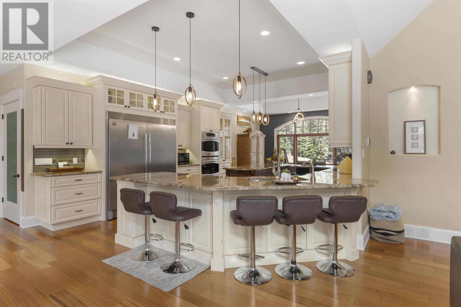 791 Hilldale RD - Image 9