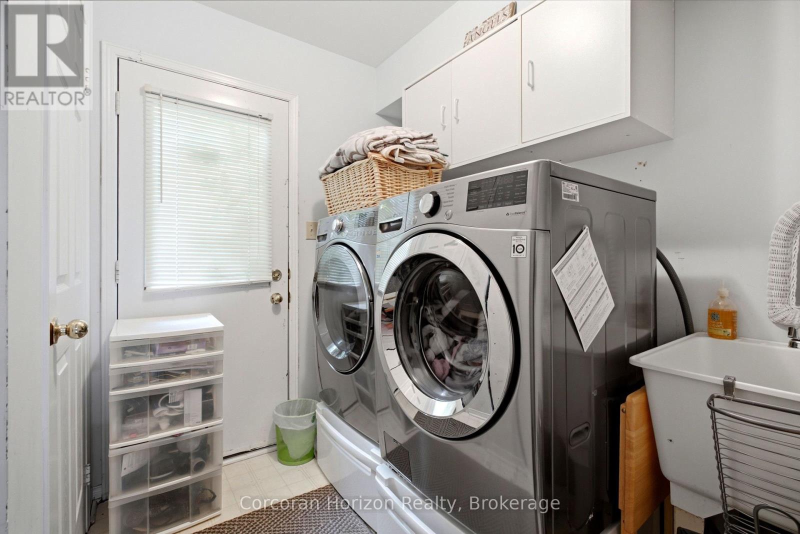 131 HUNTINGWOOD AVENUE - 23
