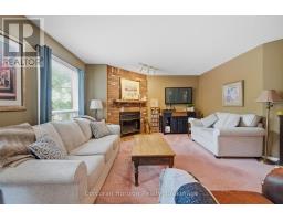 Primary Bedroom - 131 Huntingwood Avenue, Hamilton, ON L9H6X5 Photo 19