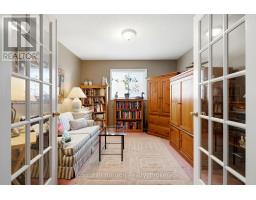 131 Huntingwood Avenue, Hamilton, ON L9H6X5 Photo 20