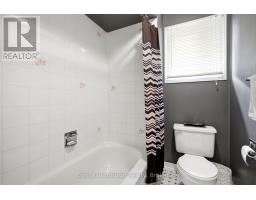 131 Huntingwood Avenue, Hamilton, ON L9H6X5 Photo 37