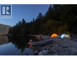 8127 Redrooffs Road, Halfmoon Bay, BC V7Z1A7 Photo 27