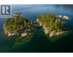 8127 Redrooffs Road, Halfmoon Bay, BC V7Z1A7 Photo 28