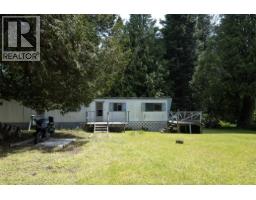 8127 Redrooffs Road, Halfmoon Bay, BC V7Z1A7 Photo 8