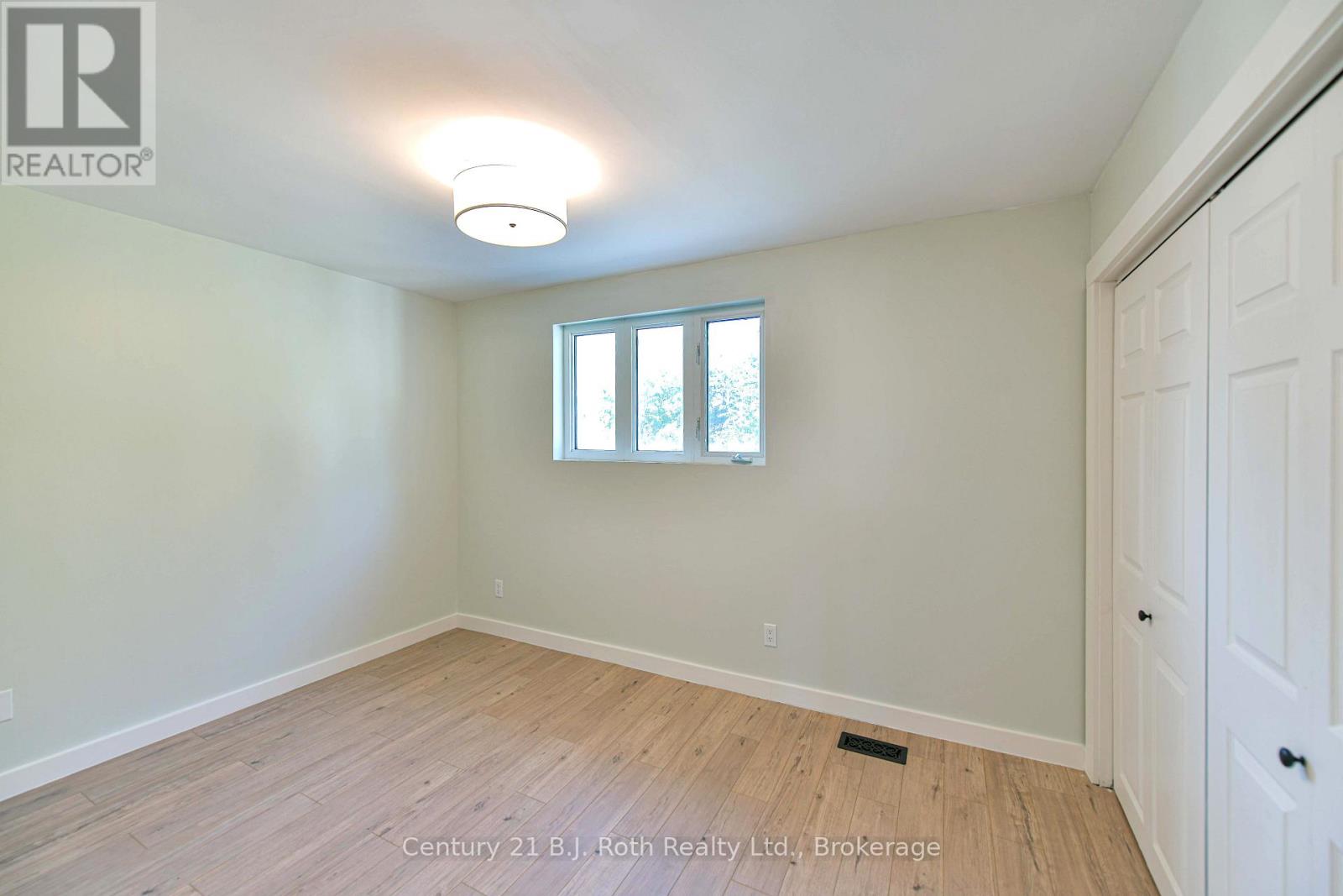 12 CLINTON STREET - 49