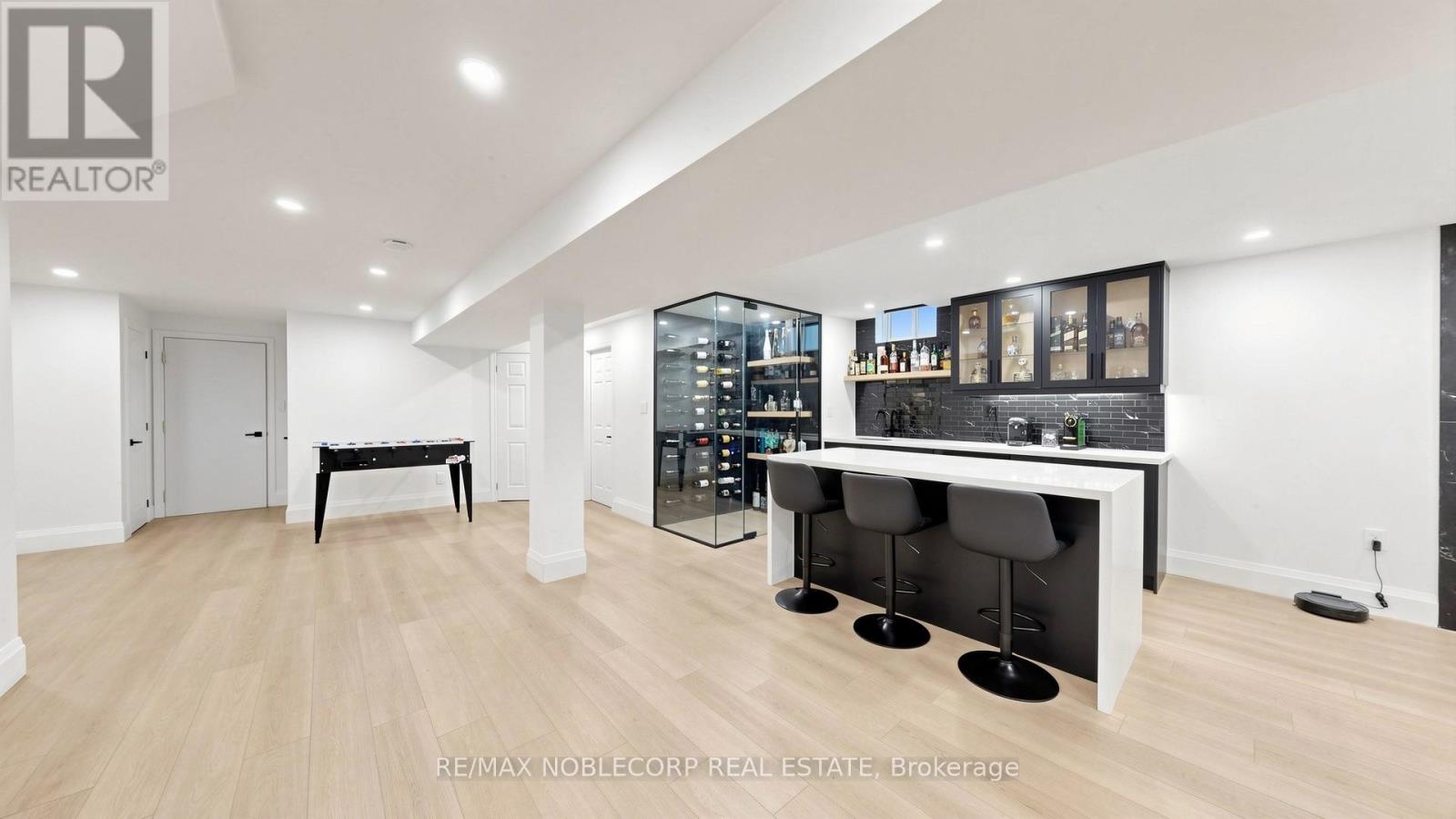 500 VAUGHAN MILLS ROAD - 36