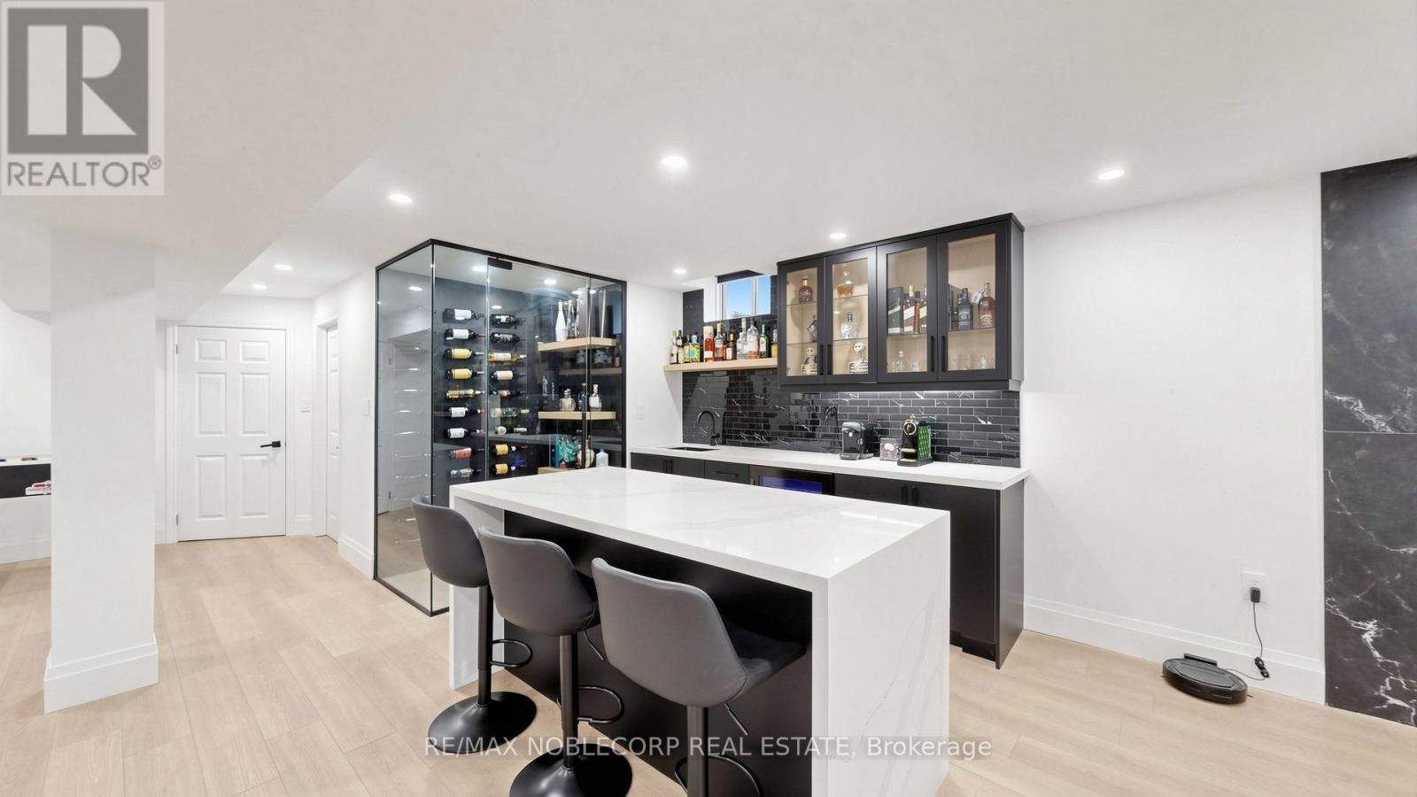 500 VAUGHAN MILLS ROAD - 38