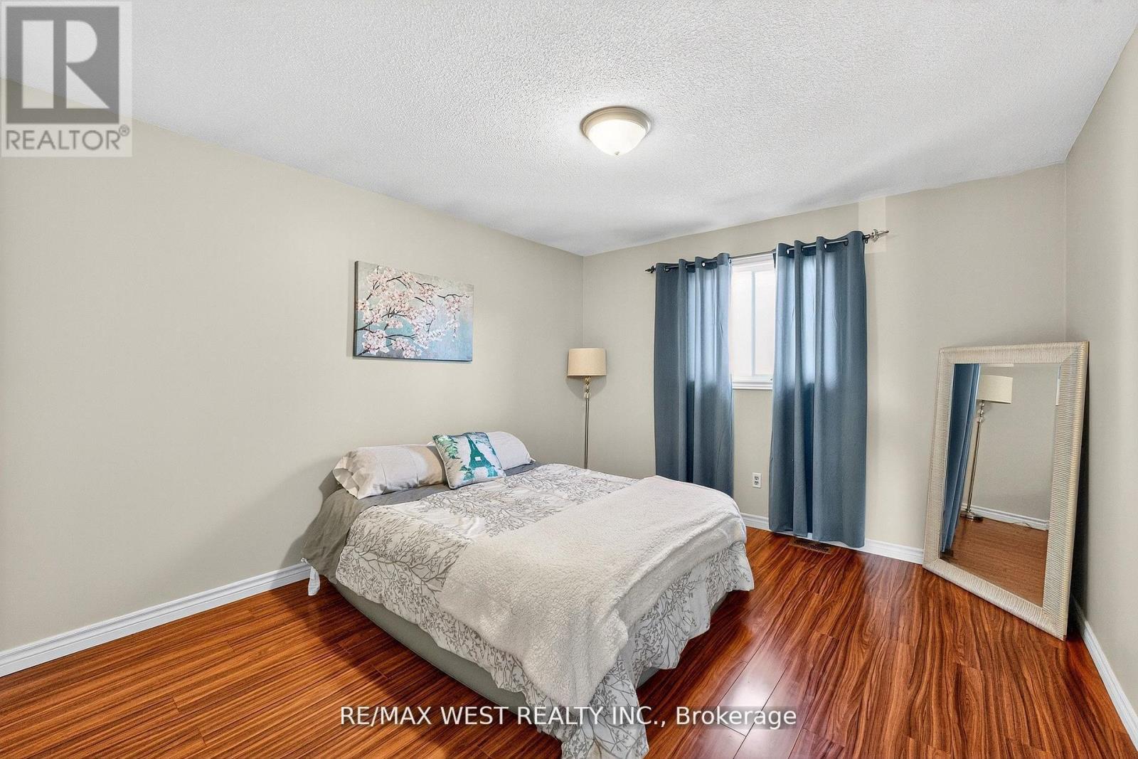 100 KERR BOULEVARD - 29