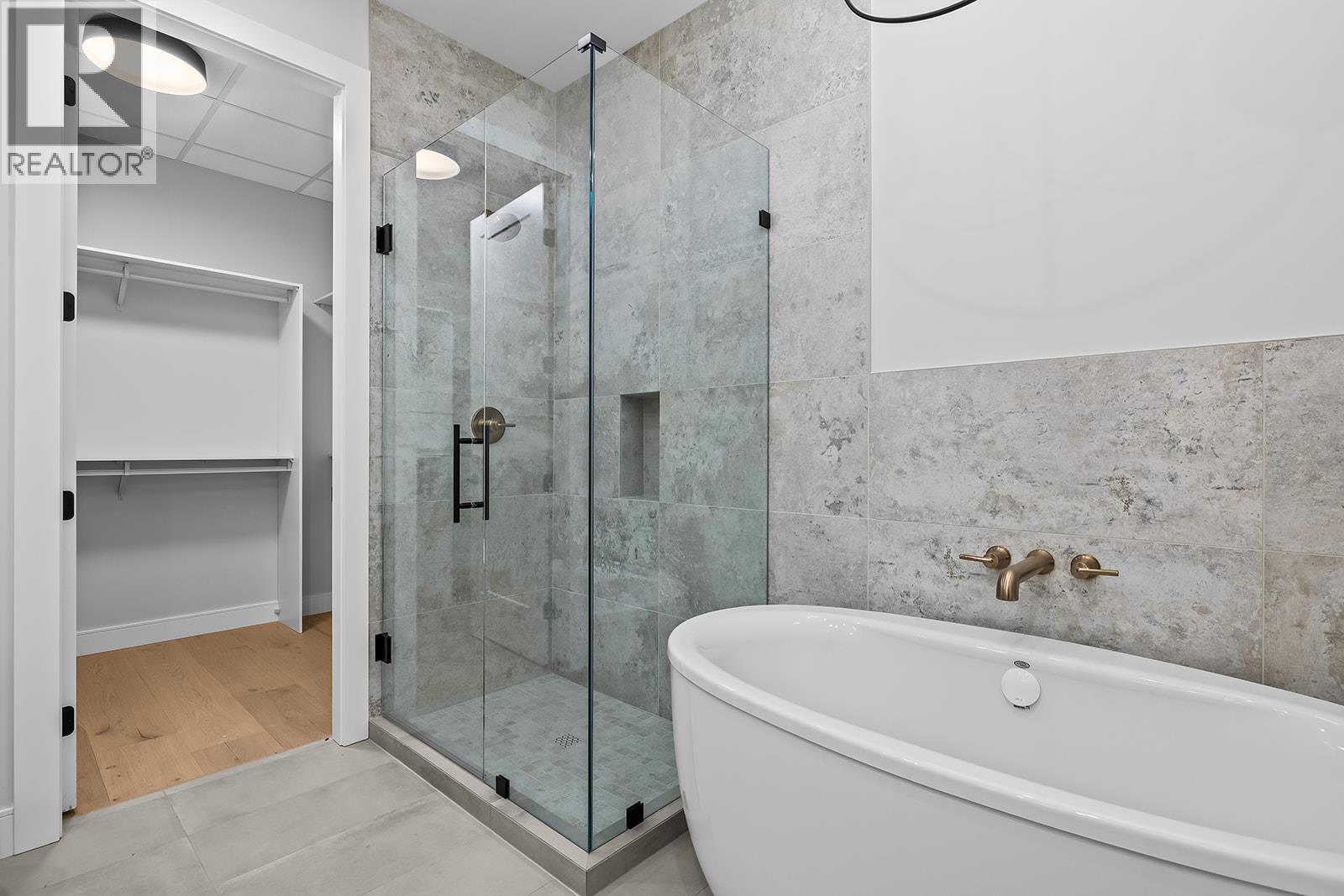75 Predator Ridge Drive Unit# 604, Vernon
