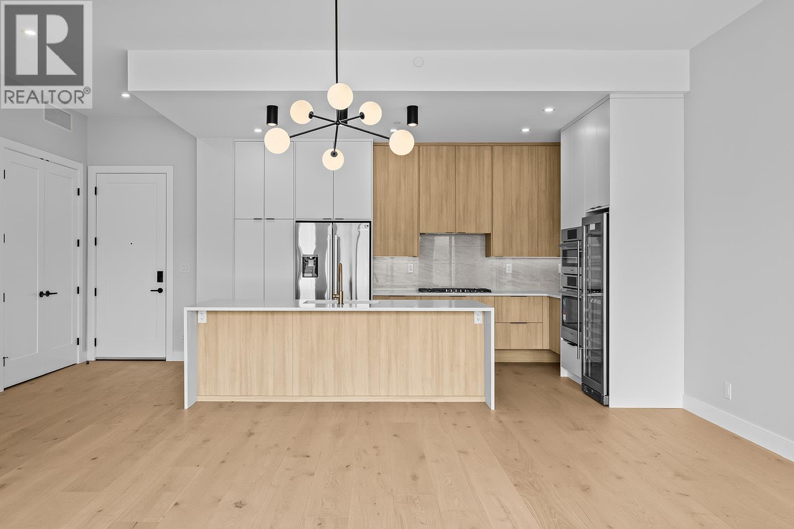 75 Predator Ridge Drive Unit# 604, Vernon