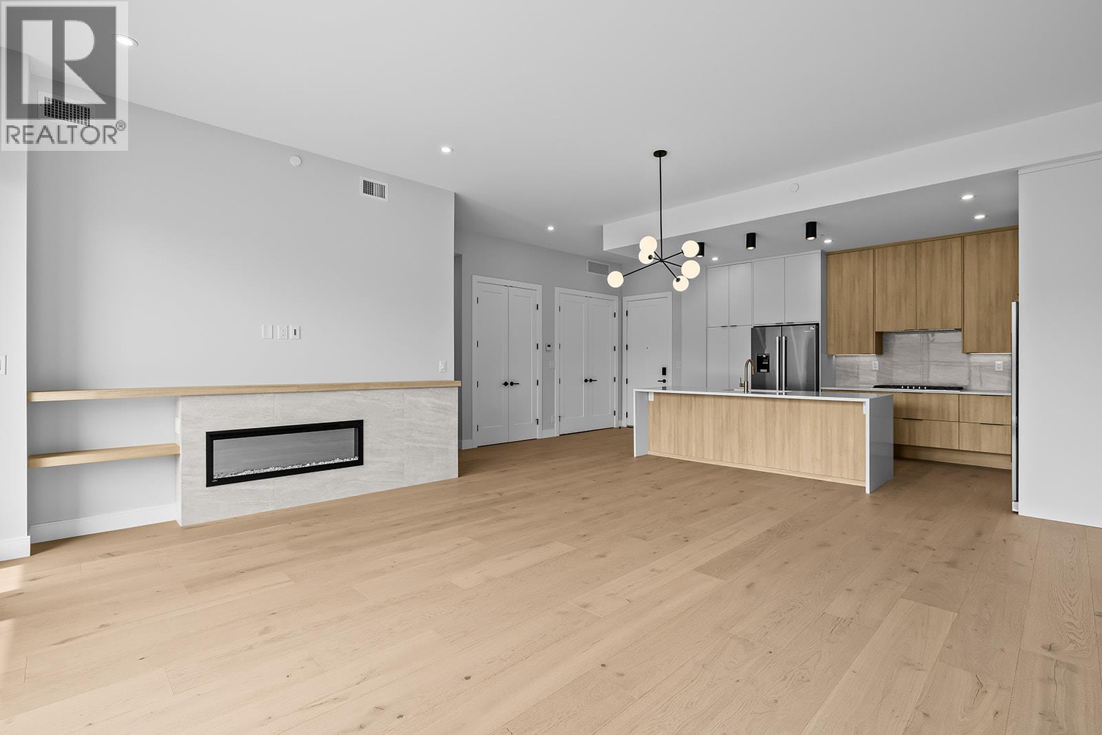 75 Predator Ridge Drive Unit# 604, Vernon