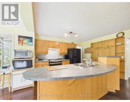 Living room - 377 Lake Range Drive, Huron Kinloss, ON N0G2R0 Photo 6