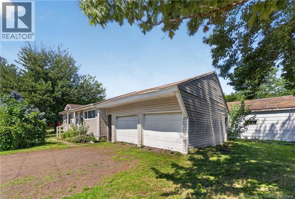 89 Douglas Avenue - Image 5