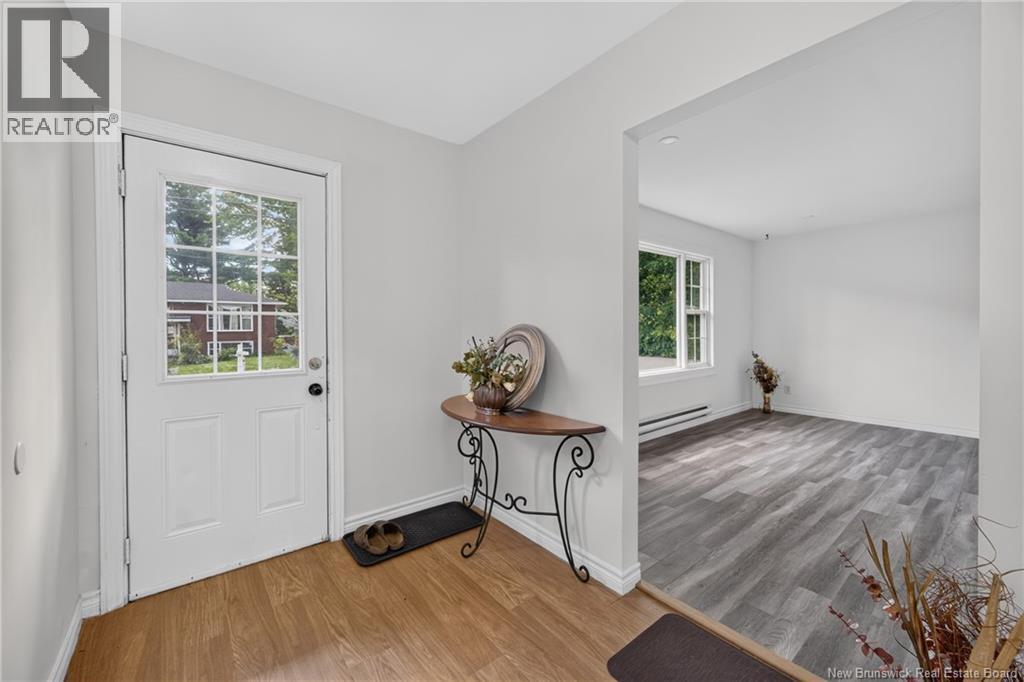89 Douglas Avenue - Image 10
