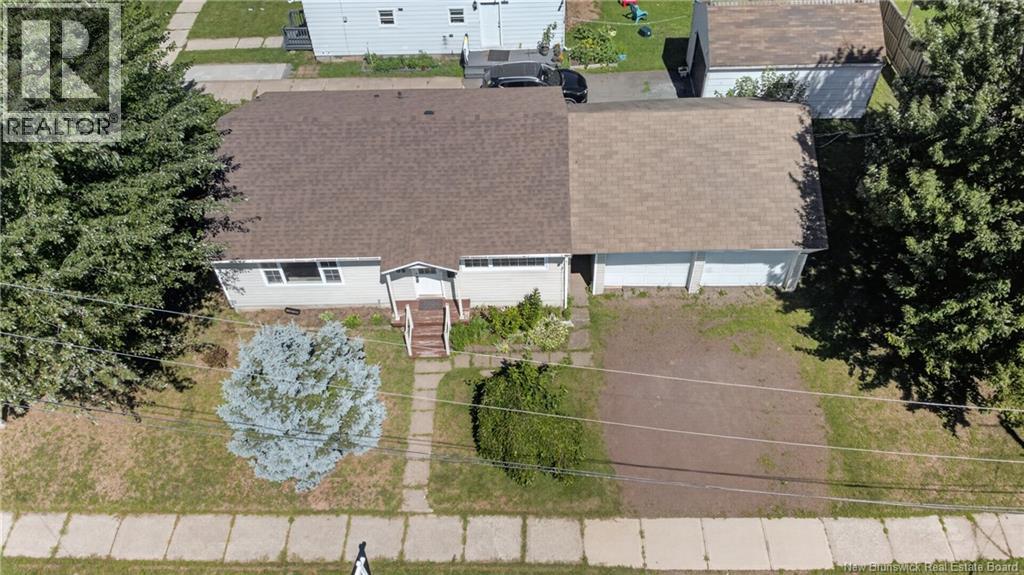 89 Douglas Avenue - Image 7