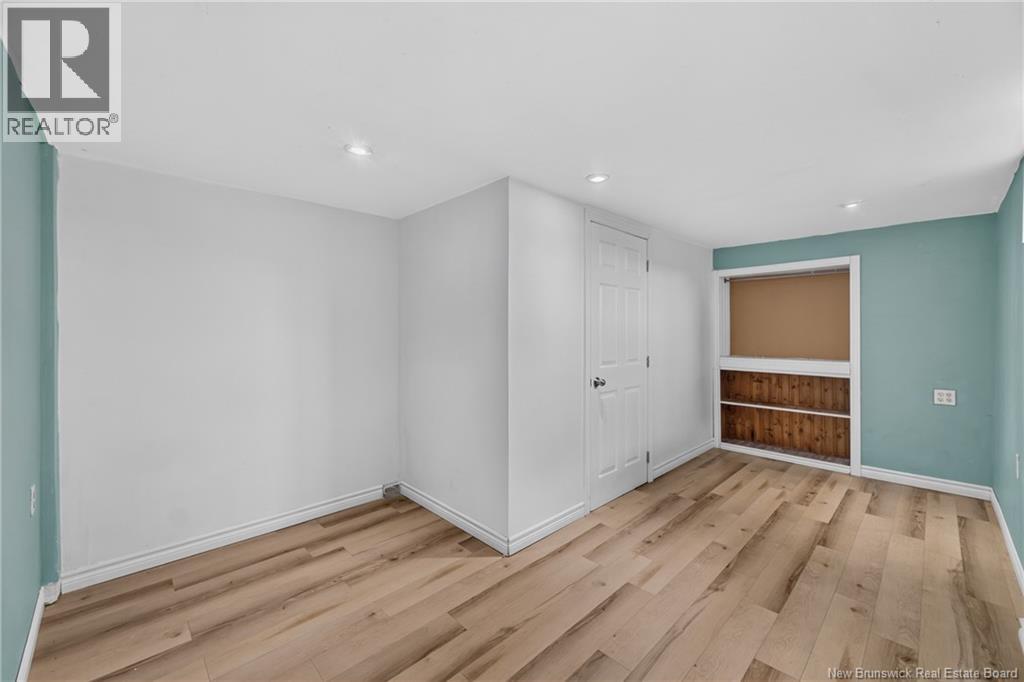 89 Douglas Avenue - Image 42