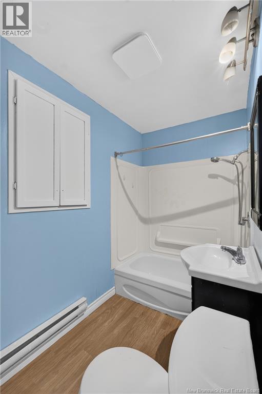 89 Douglas Avenue - Image 19