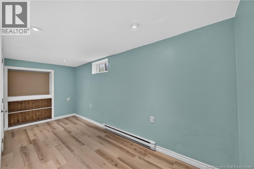 89 Douglas Avenue - Image 43