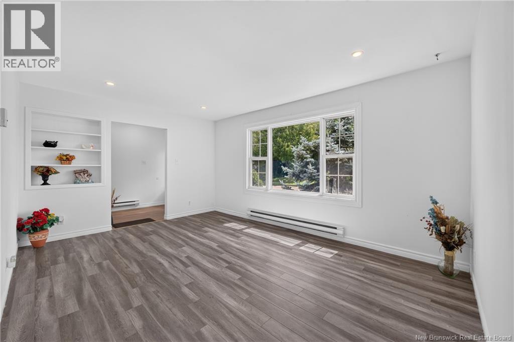 89 Douglas Avenue - Image 14