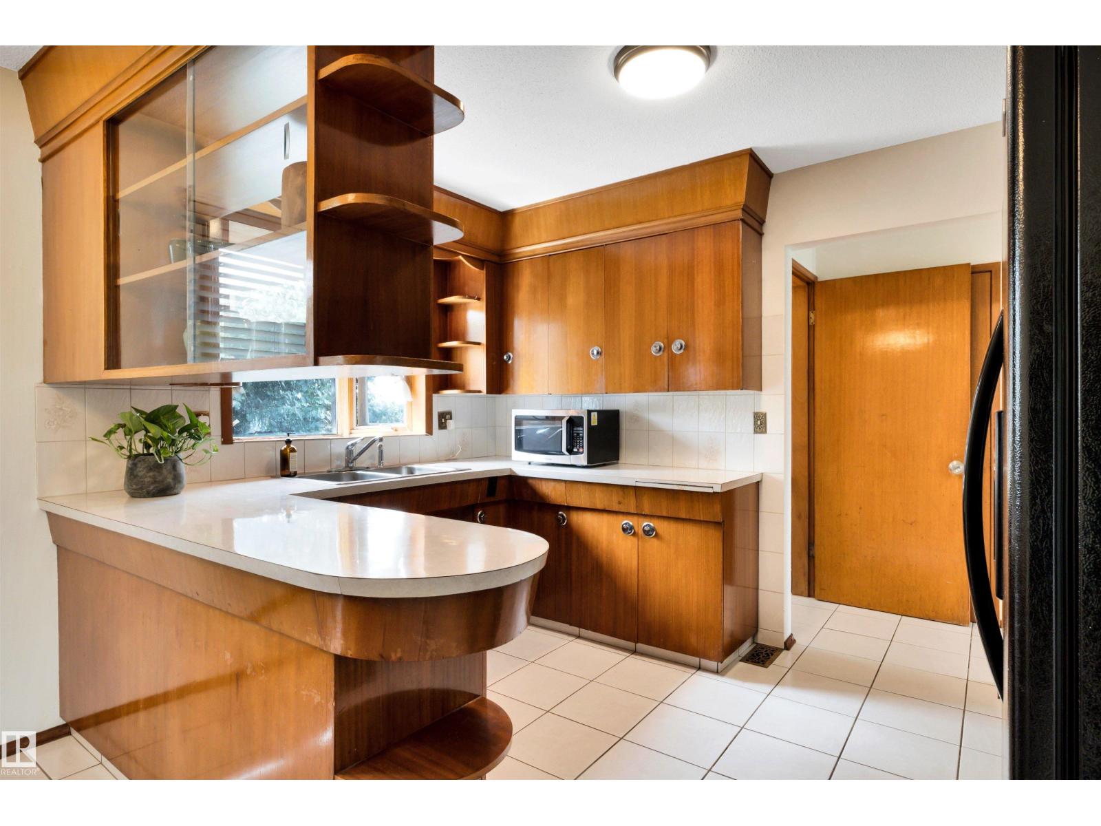 7211 132 Avenue NW - Photo 10